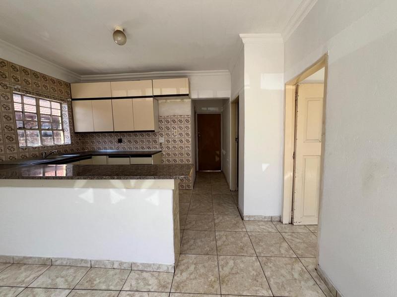 To Let 2 Bedroom Property for Rent in Laudium Gauteng