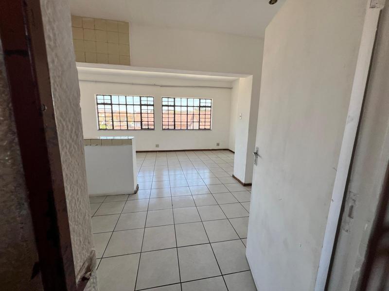 To Let 2 Bedroom Property for Rent in Laudium Gauteng