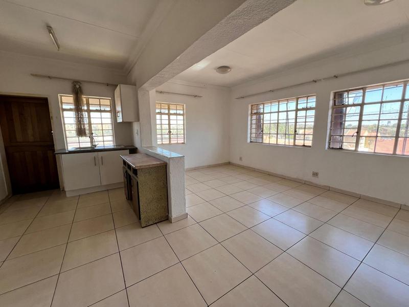To Let 2 Bedroom Property for Rent in Laudium Gauteng