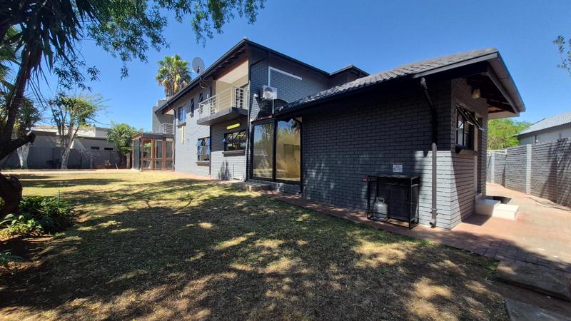To Let 3 Bedroom Property for Rent in Eldoglen Gauteng