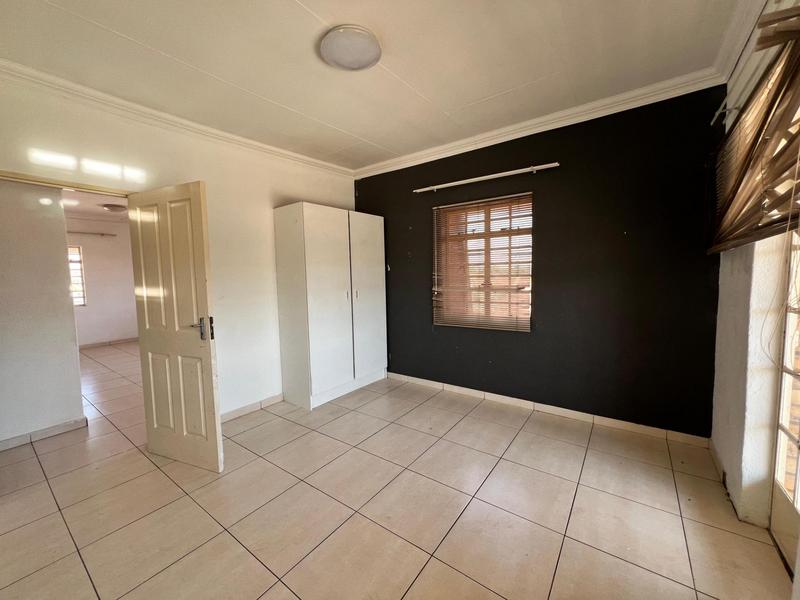 8 Bedroom Property for Sale in Laudium Gauteng