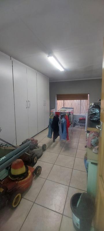 3 Bedroom Property for Sale in Pretoria Gardens Gauteng