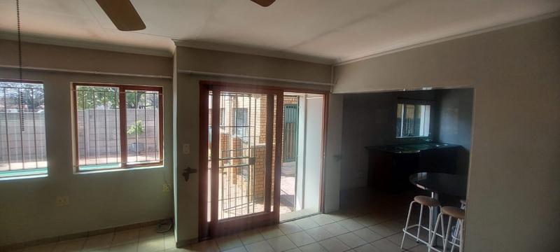 3 Bedroom Property for Sale in Pretoria Gardens Gauteng