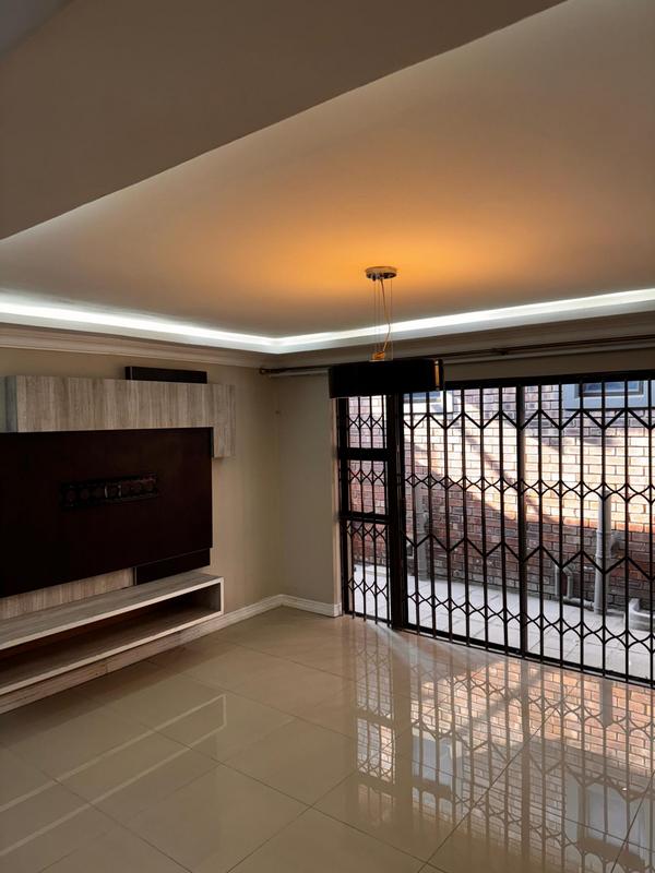 To Let 3 Bedroom Property for Rent in Erasmia Gauteng