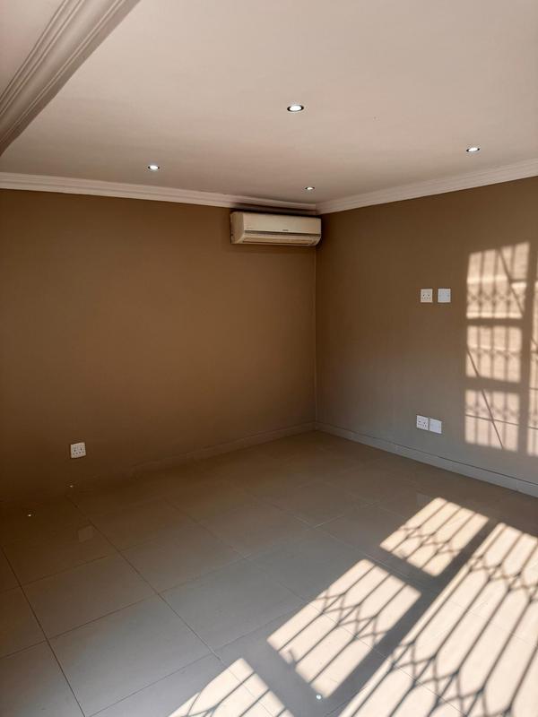 To Let 2 Bedroom Property for Rent in Erasmia Gauteng