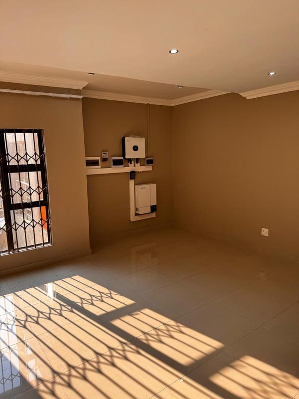 To Let 2 Bedroom Property for Rent in Erasmia Gauteng
