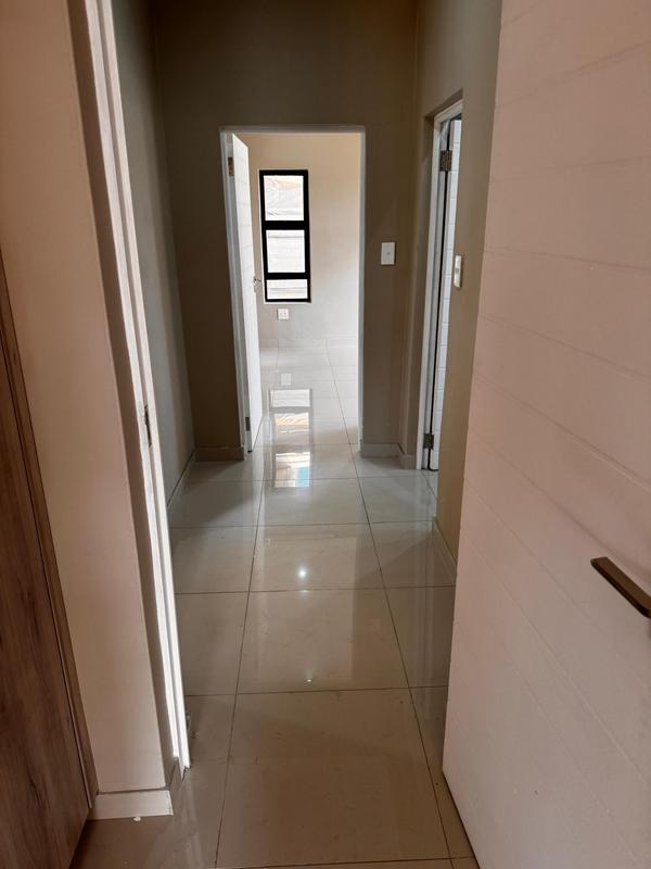 To Let 2 Bedroom Property for Rent in Erasmia Gauteng