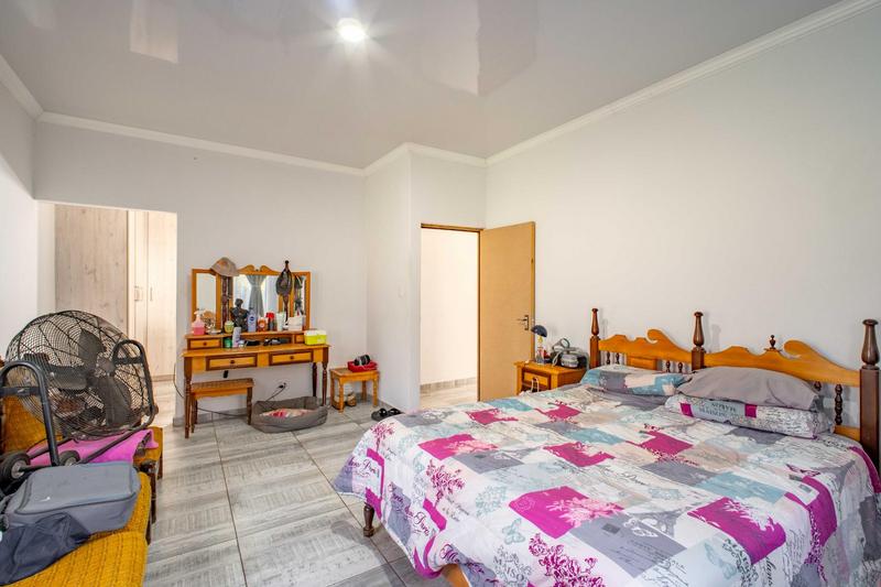 11 Bedroom Property for Sale in Montana Gauteng
