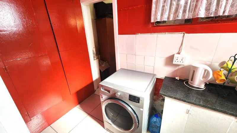 6 Bedroom Property for Sale in Primrose Gauteng