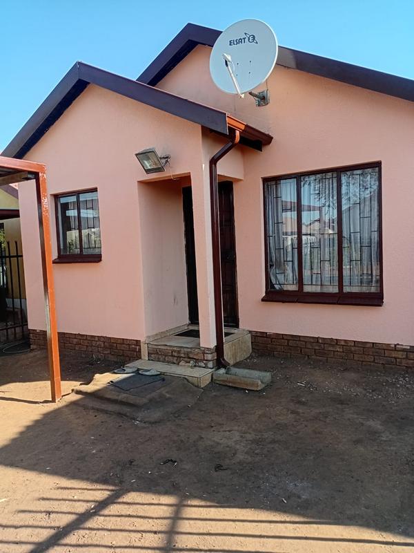 2 Bedroom Property for Sale in Soshanguve VV Gauteng