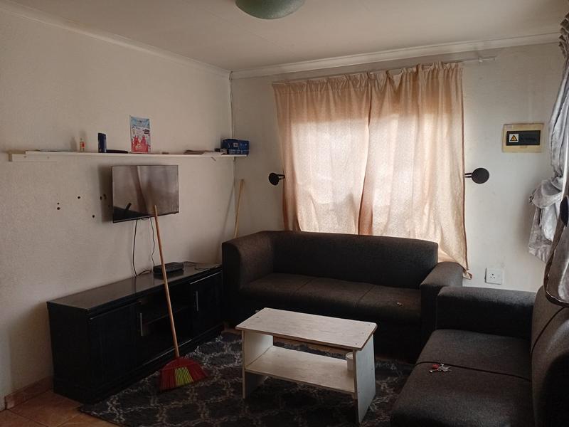 2 Bedroom Property for Sale in Soshanguve VV Gauteng