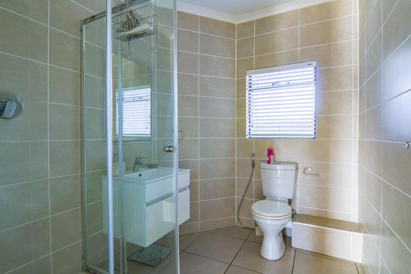 To Let 2 Bedroom Property for Rent in Linbro Park Gauteng