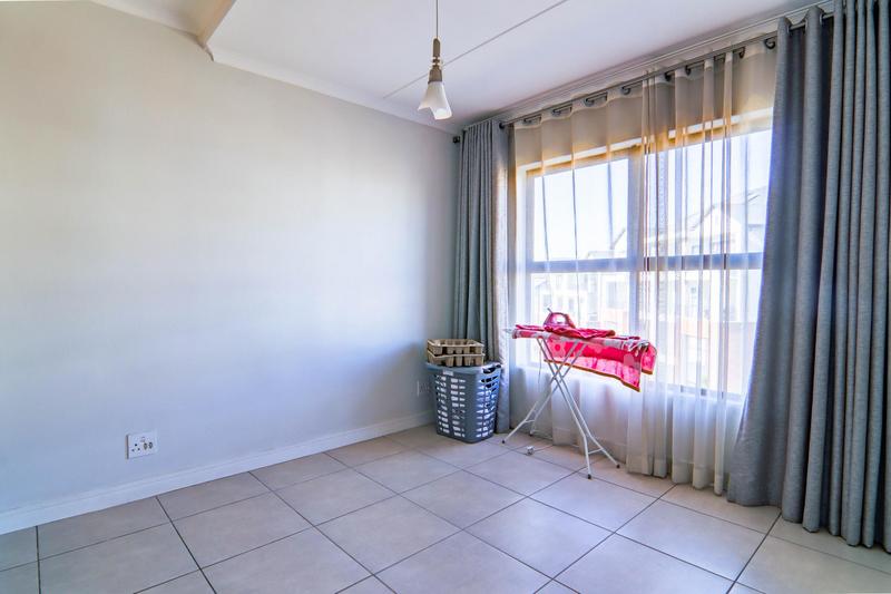 To Let 2 Bedroom Property for Rent in Linbro Park Gauteng