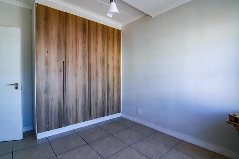 To Let 2 Bedroom Property for Rent in Linbro Park Gauteng