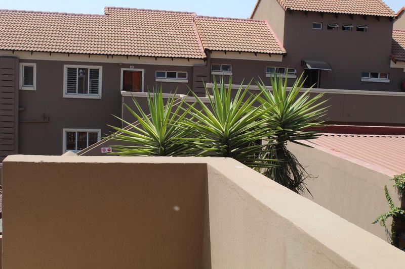 3 Bedroom Property for Sale in Vorna Valley Gauteng