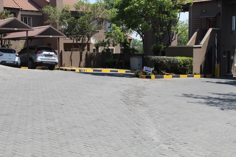 3 Bedroom Property for Sale in Vorna Valley Gauteng