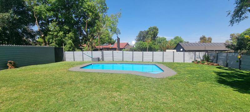 4 Bedroom Property for Sale in Doringkloof Gauteng