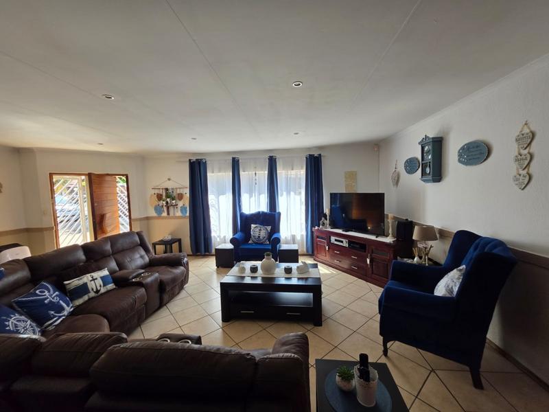 3 Bedroom Property for Sale in Eike Park Gauteng