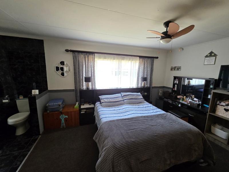3 Bedroom Property for Sale in Eike Park Gauteng