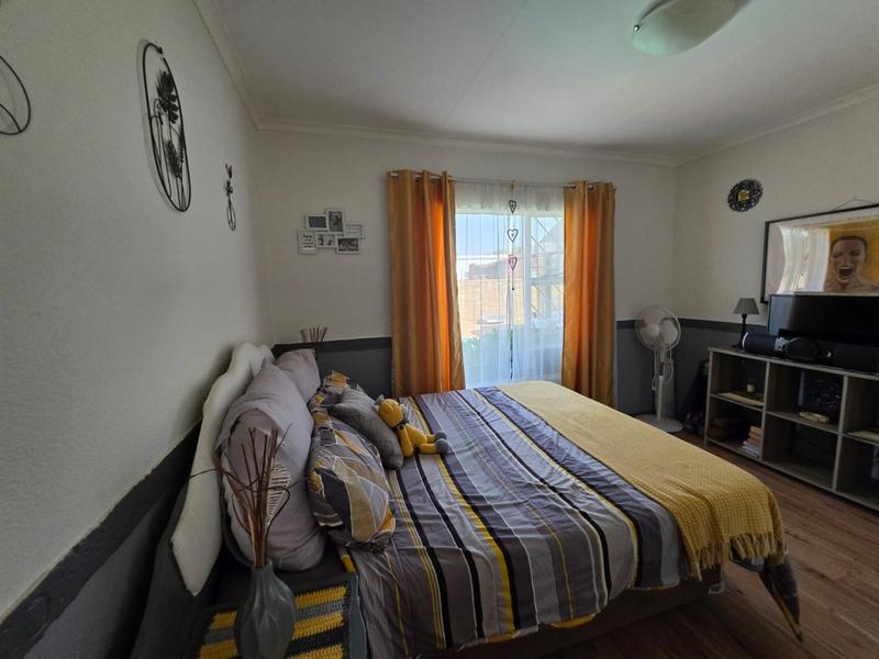 3 Bedroom Property for Sale in Eike Park Gauteng