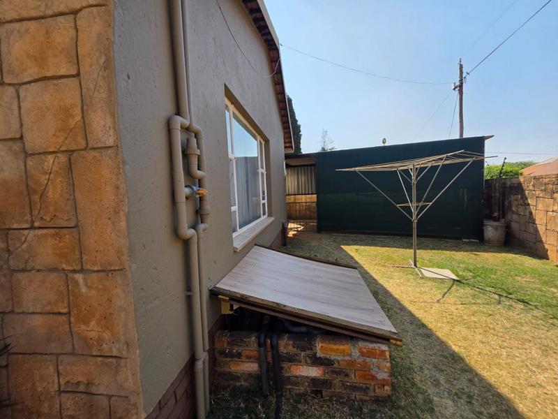 3 Bedroom Property for Sale in Eike Park Gauteng