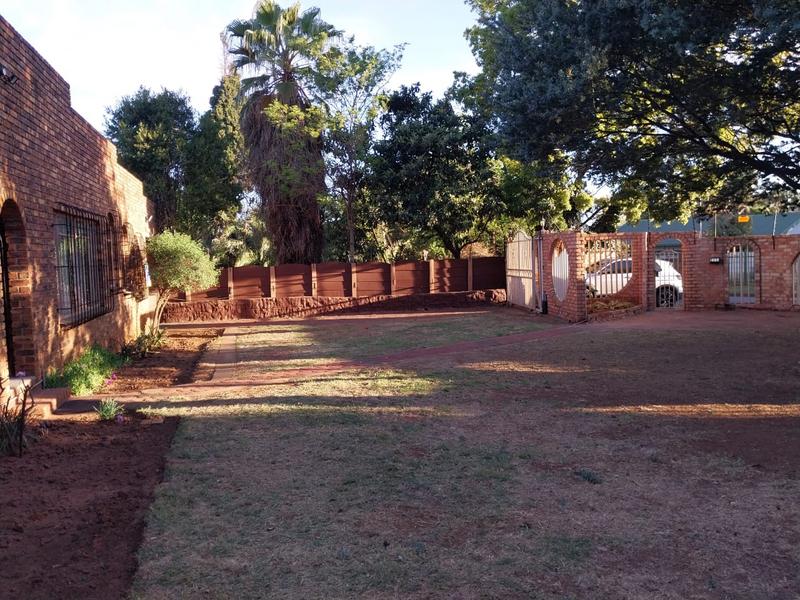 To Let 4 Bedroom Property for Rent in Witfield Gauteng
