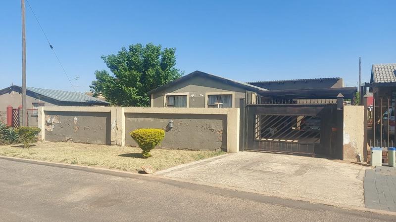 2 Bedroom Property for Sale in Soshanguve GG Gauteng