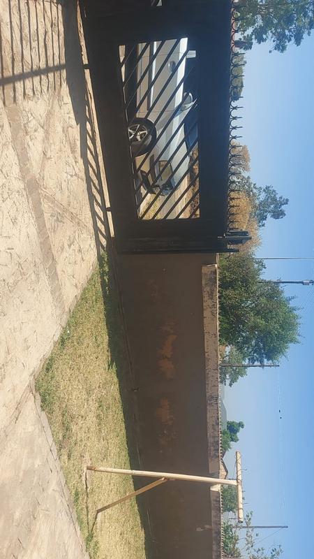 2 Bedroom Property for Sale in Soshanguve GG Gauteng