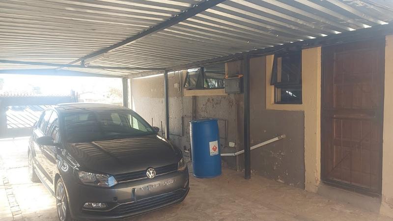 2 Bedroom Property for Sale in Soshanguve GG Gauteng