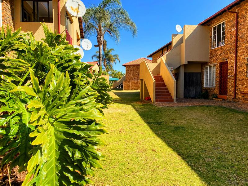 2 Bedroom Property for Sale in Moreleta Park Gauteng