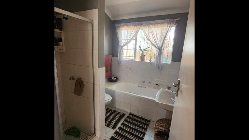 3 Bedroom Property for Sale in Doornpoort Gauteng
