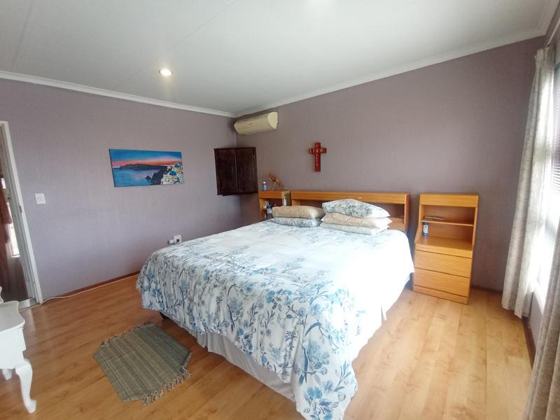 2 Bedroom Property for Sale in Helderkruin Gauteng