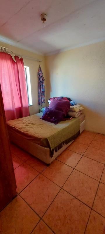 2 Bedroom Property for Sale in Mohlakeng Gauteng