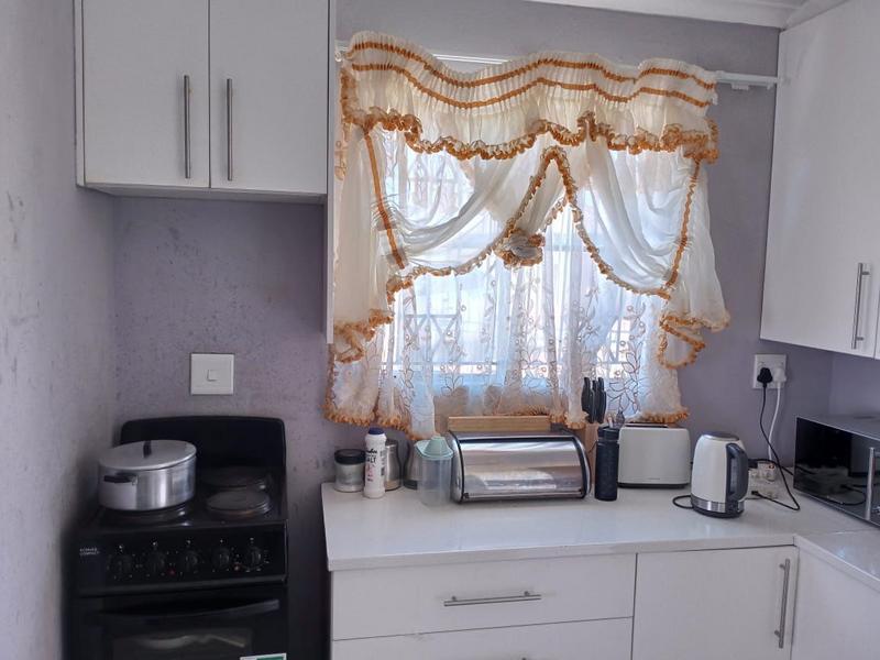 2 Bedroom Property for Sale in Dawn Park Gauteng