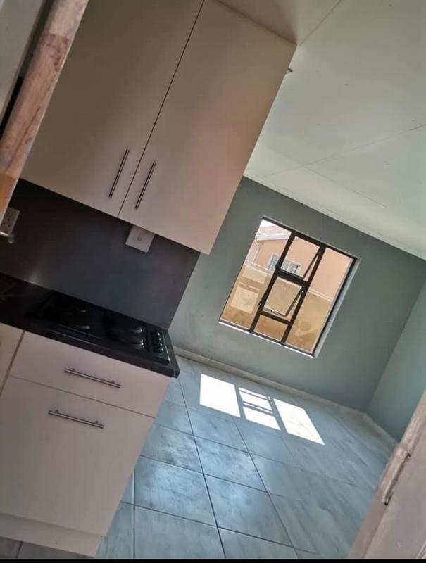 To Let 2 Bedroom Property for Rent in Protea Glen Gauteng