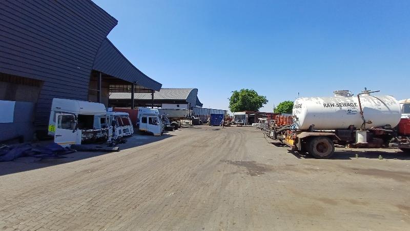 Commercial Property for Sale in Louwlardia Gauteng