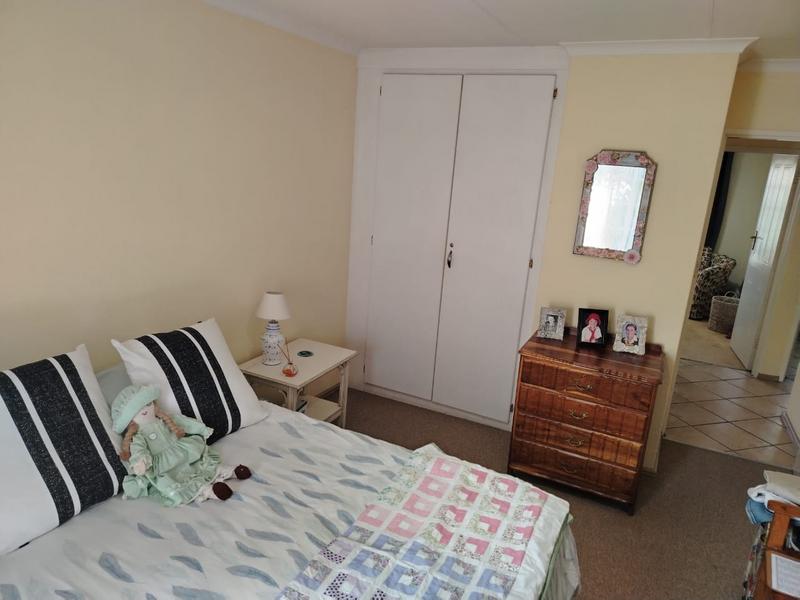 To Let 3 Bedroom Property for Rent in Monument Park Gauteng