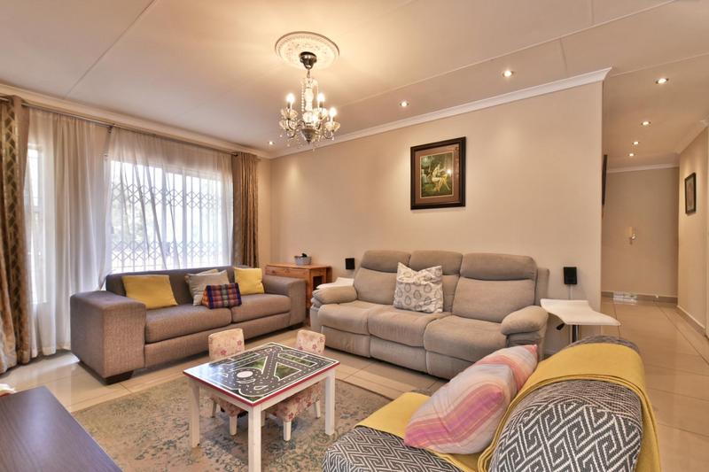3 Bedroom Property for Sale in Bassonia Gauteng