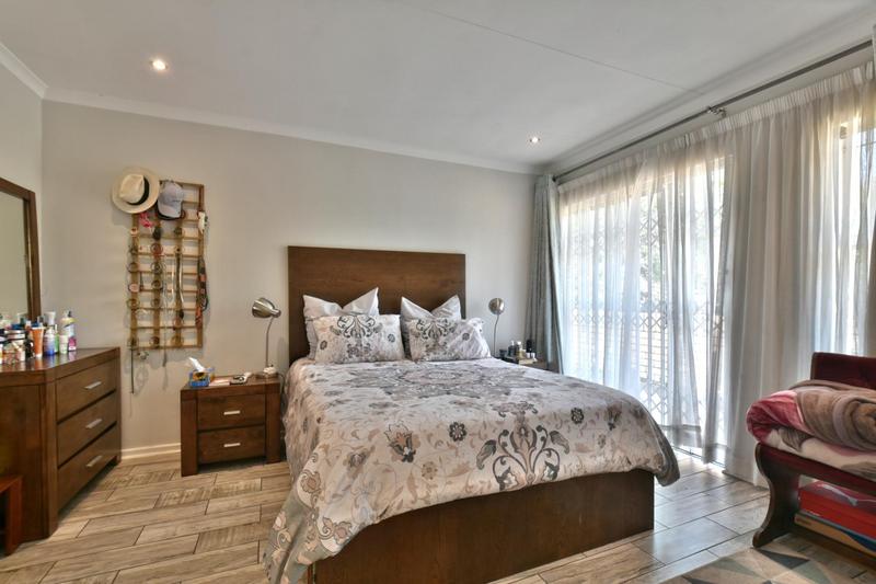3 Bedroom Property for Sale in Bassonia Gauteng