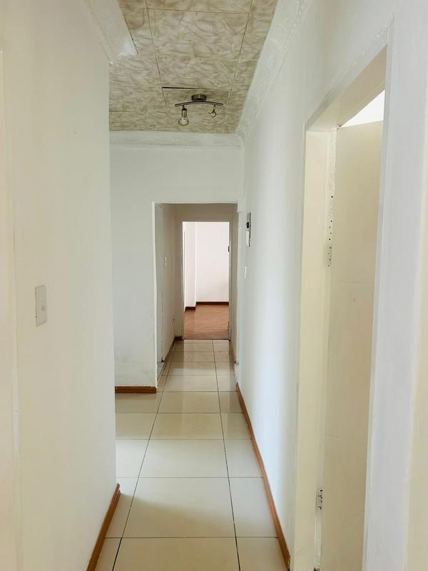 To Let 3 Bedroom Property for Rent in Braamfischerville Gauteng