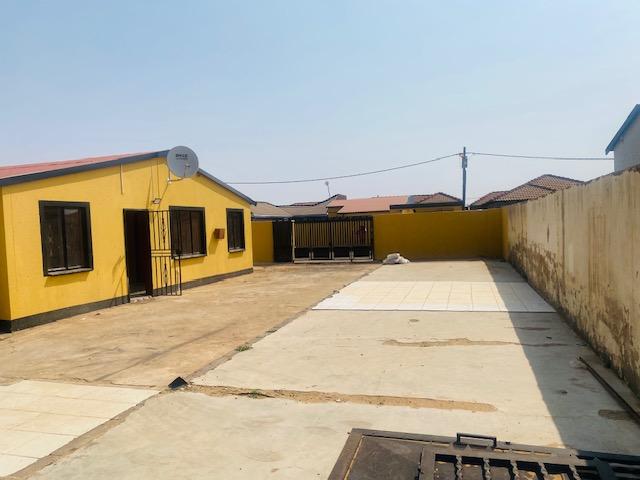 To Let 3 Bedroom Property for Rent in Protea Glen Gauteng