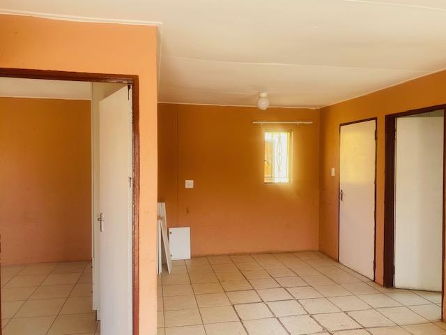 To Let 3 Bedroom Property for Rent in Protea Glen Gauteng