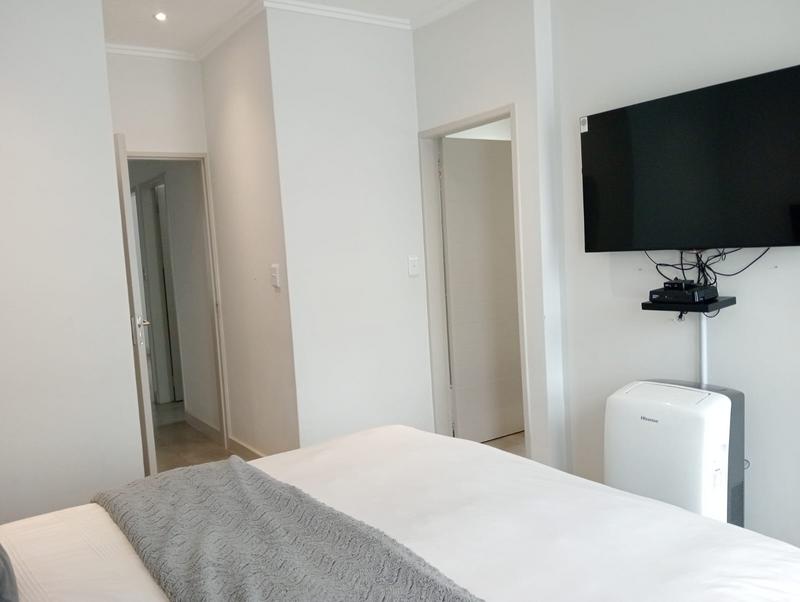 To Let 3 Bedroom Property for Rent in Pinehaven Gauteng