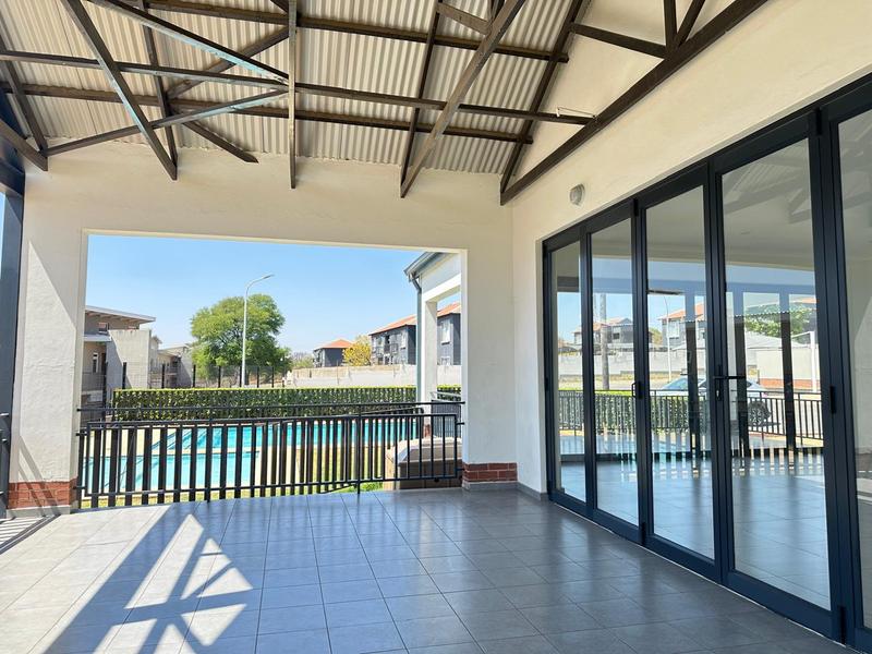 To Let 1 Bedroom Property for Rent in North Riding Gauteng