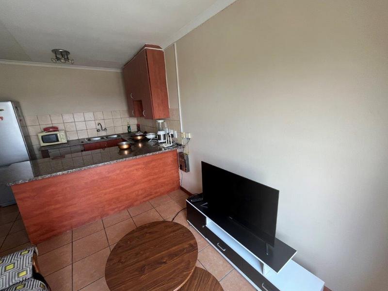 1 Bedroom Property for Sale in Grand Central Gauteng