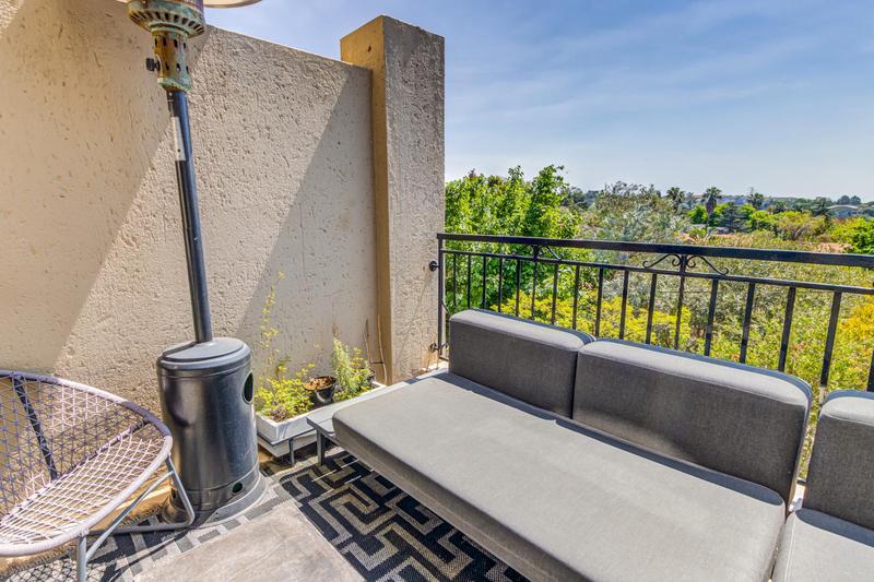2 Bedroom Property for Sale in Sandton Gauteng