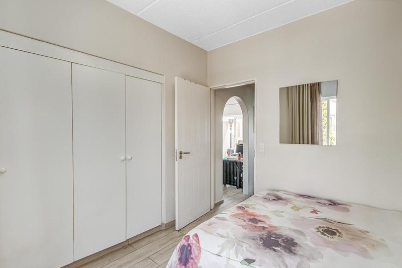 2 Bedroom Property for Sale in Sandton Gauteng