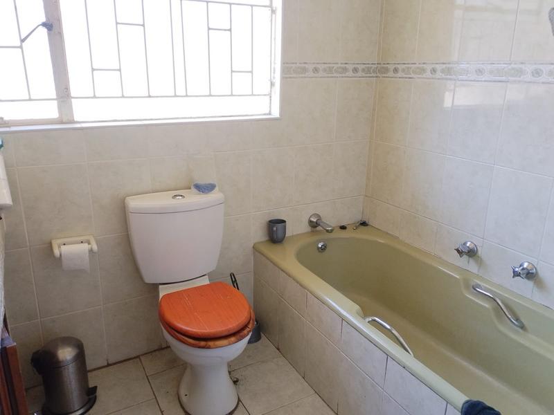 4 Bedroom Property for Sale in Alan Manor Gauteng