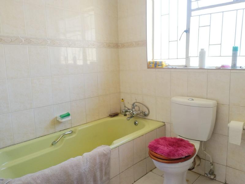 4 Bedroom Property for Sale in Alan Manor Gauteng
