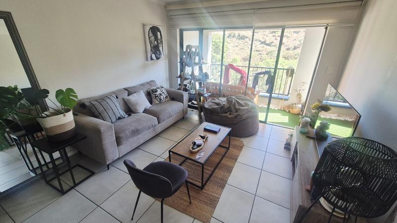 1 Bedroom Property for Sale in Oakdene Gauteng